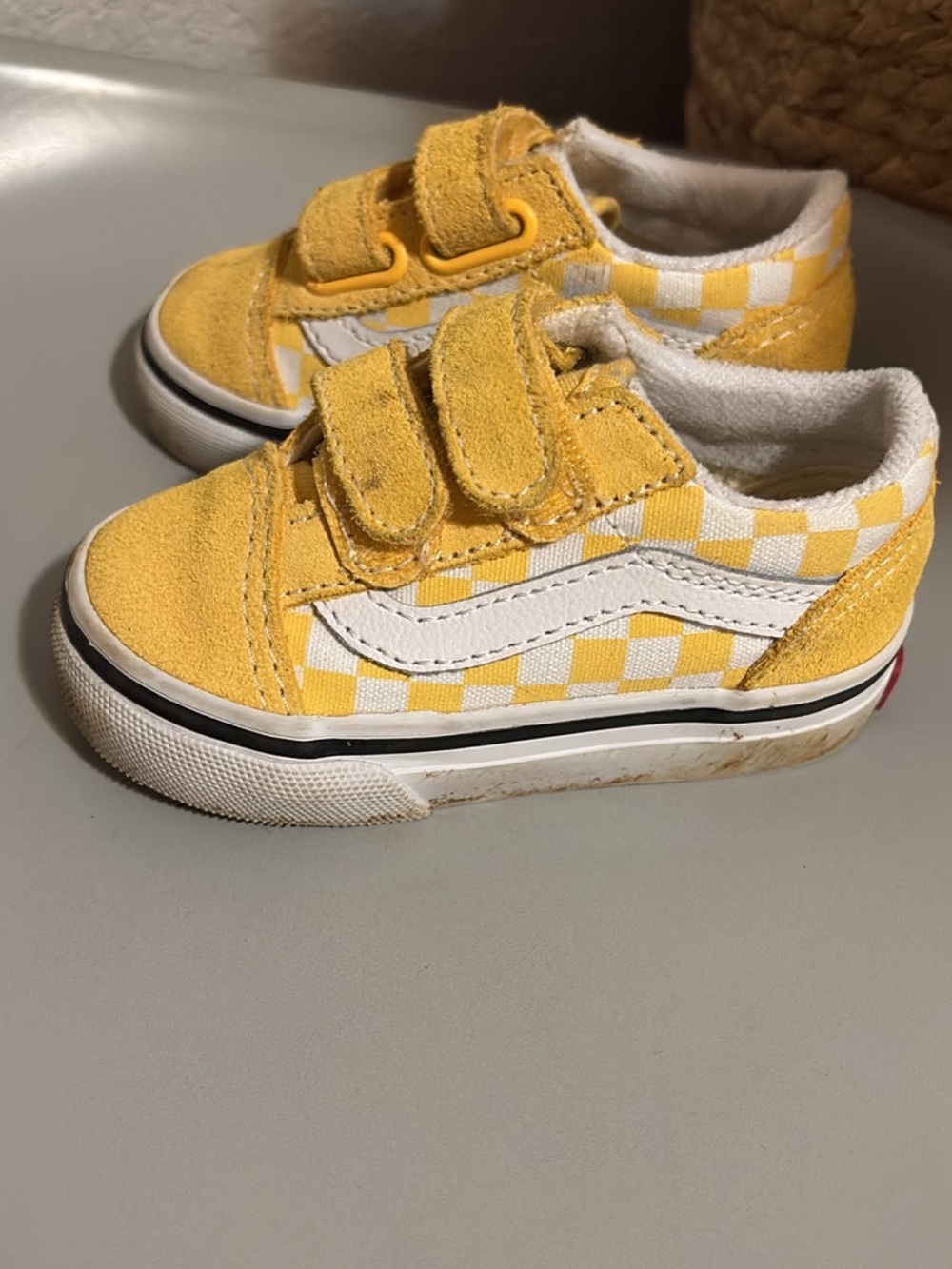 Vans Kids Yellow Checkerboard Velcro Old Skool Sneakers